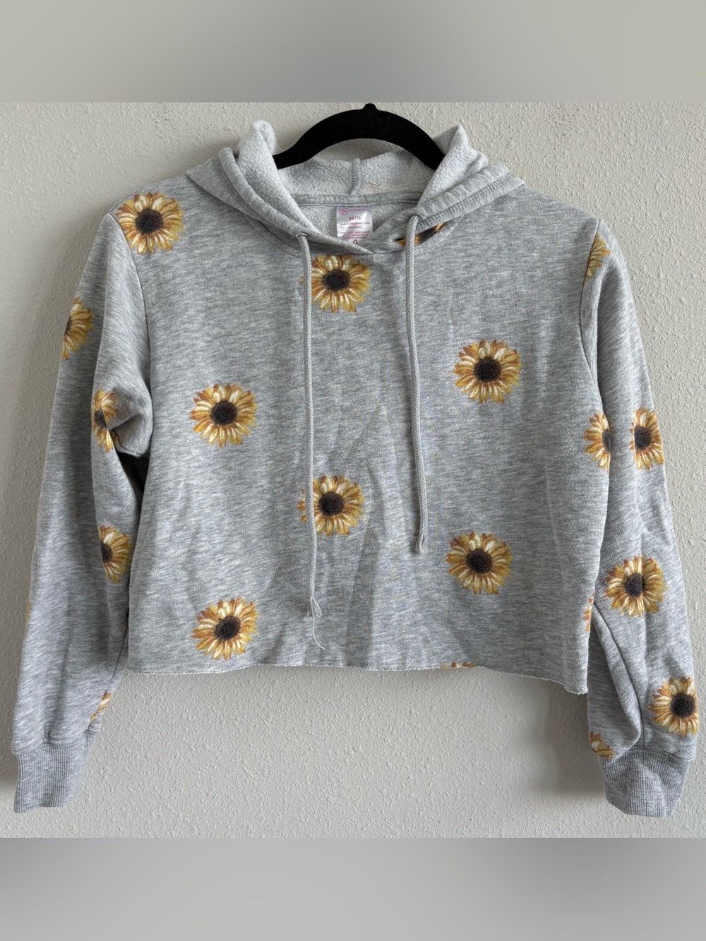 No Boundaries Sunflower sweatshirt